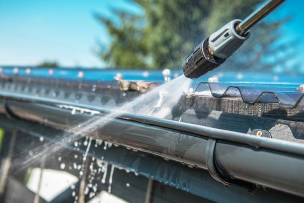 Best Deck Pressure Washing  in Waveland, MS