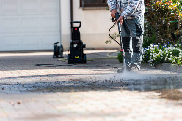 Best Commercial Building Pressure Washing  in Waveland, MS